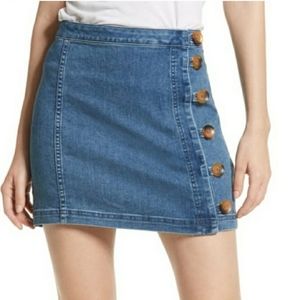 Denim button skirt